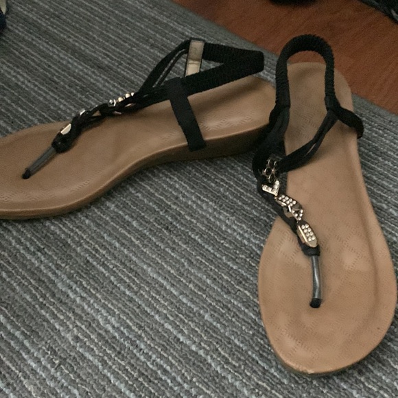 Sandals - Picture 3 of 3